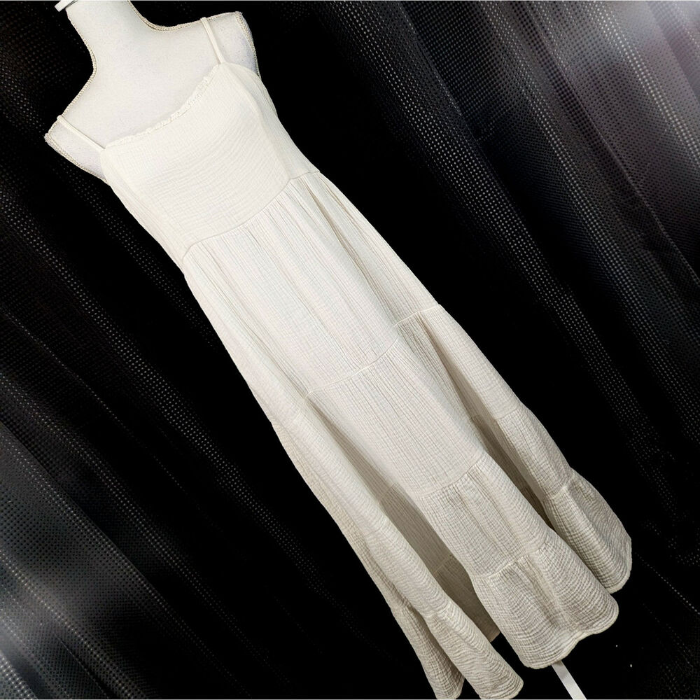 KNOX ROSE! FRESH WHITE CRINKLY GAUZE, RUCHED BACK, TIERED SUN DRESS! SZ M